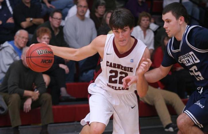Late Run Not Enough as Tartans Fall 81-74