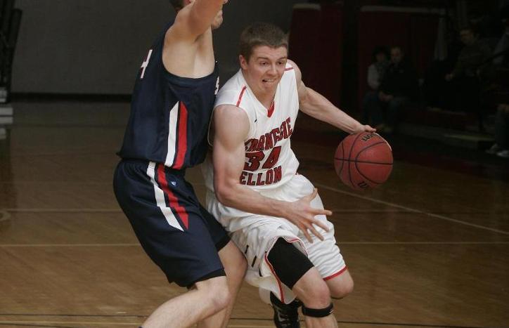 Tartans Fall in High Scoring Affair with #8 Washington U.
