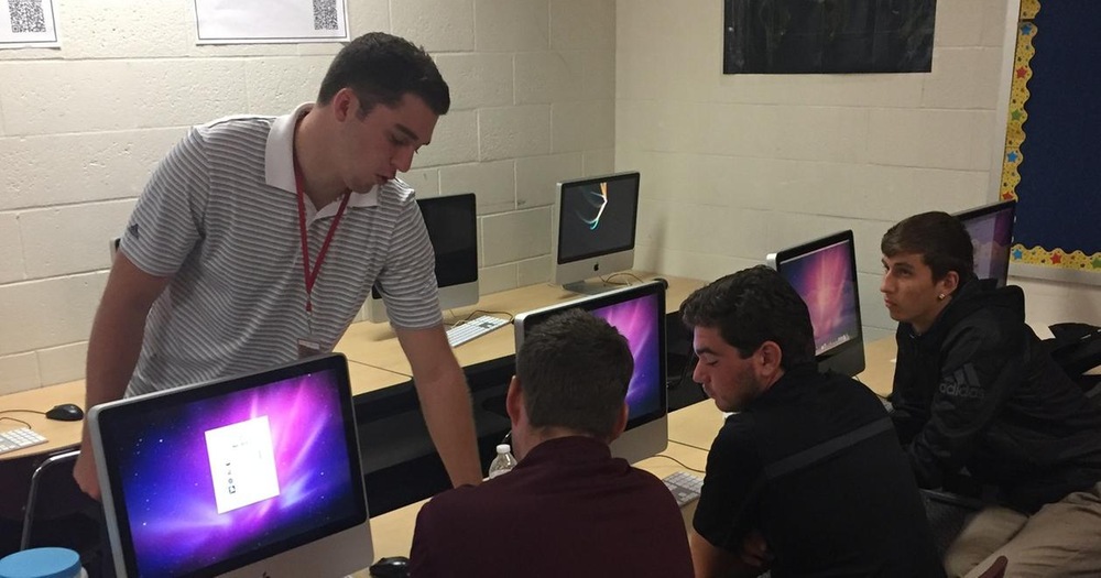 Maha Engages High School Students in Entrepreneurship Program