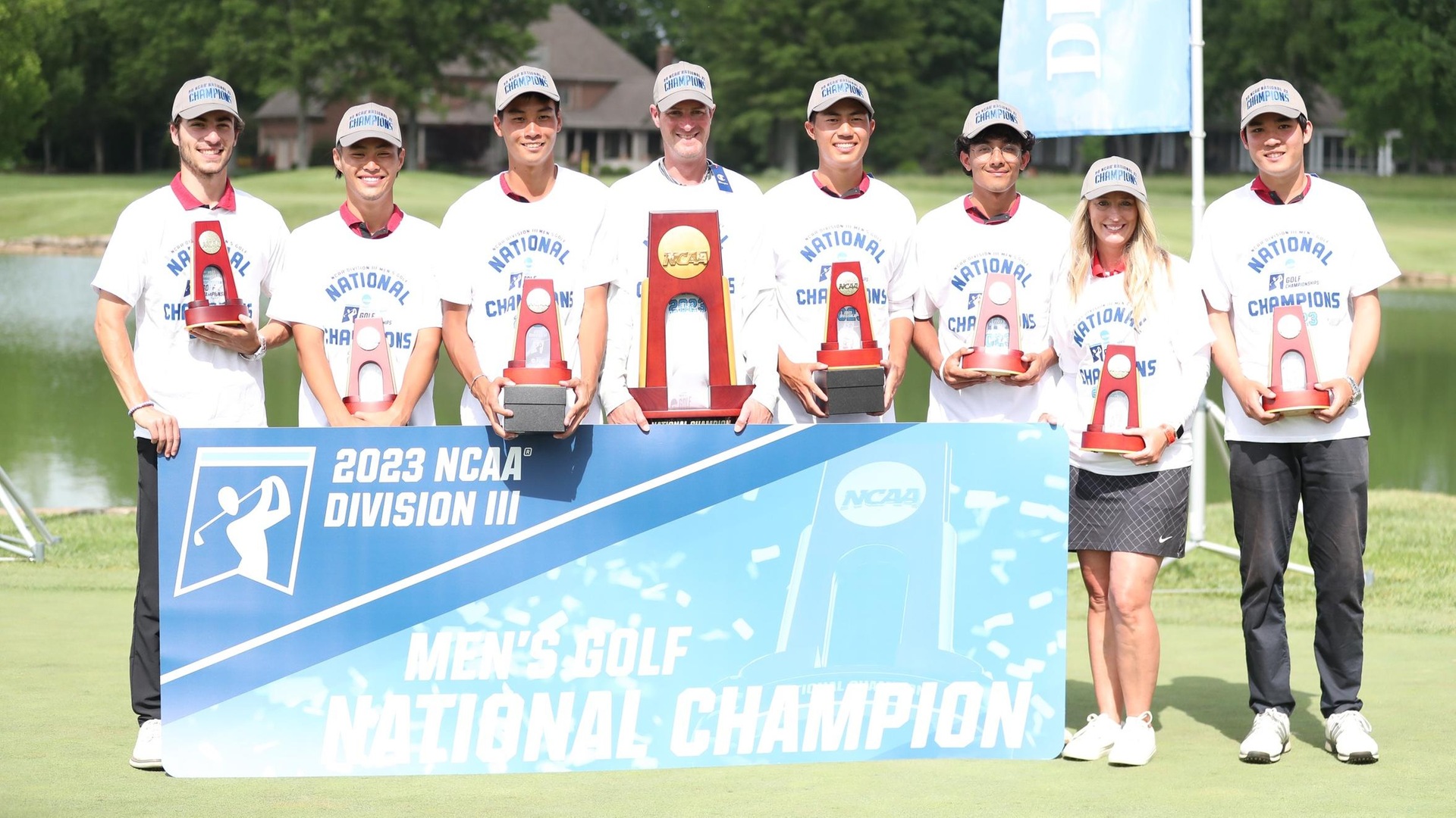 NATIONAL CHAMPIONS! Men&rsquo;s Golf Wins the First NCAA Team Title in CMU Athletics History