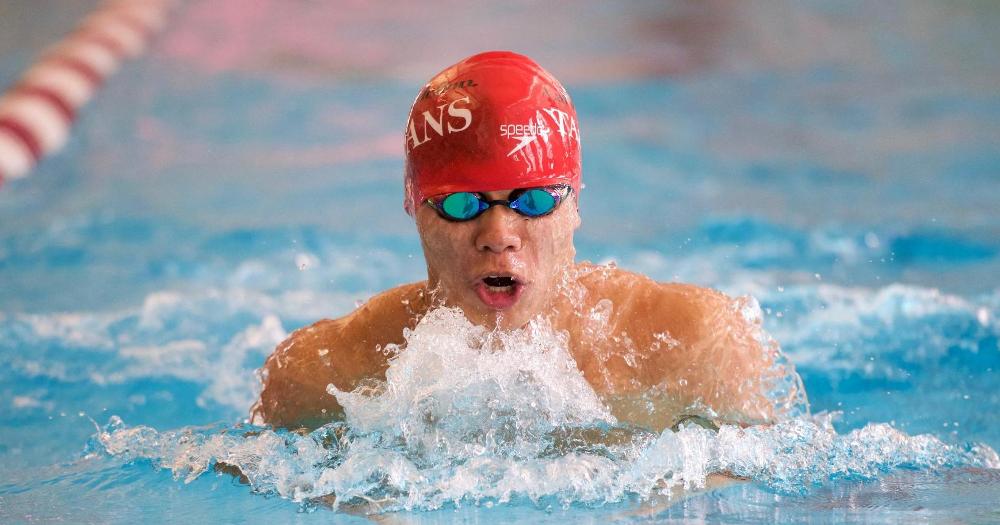 Tartans Hold Fifth Place Before Final Day of UAA Championships