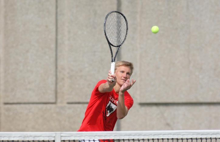 No. 9 Tartans Defeat Rochester to Open UAA Championship Play