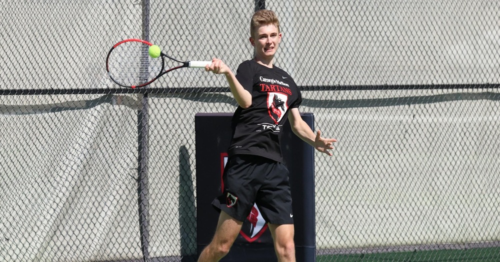 #15 Tartans Down Grove City to Run Streak to Three