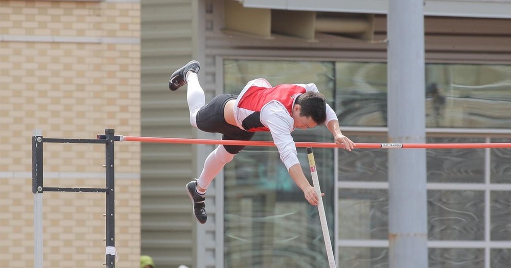 Tartans Compete at OWU Great Lakes Final Qualifying Meet