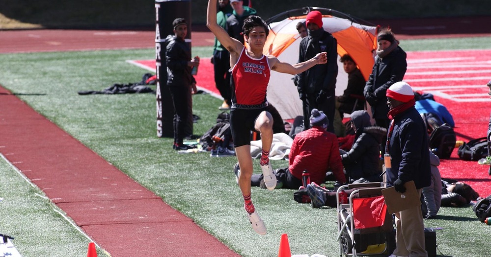 Tartans Stand in Second After Day One of UAA Championships