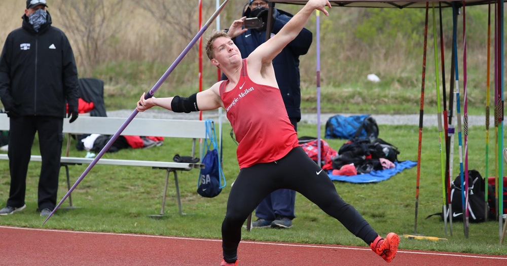 Tartans Compete at SRU Invitational