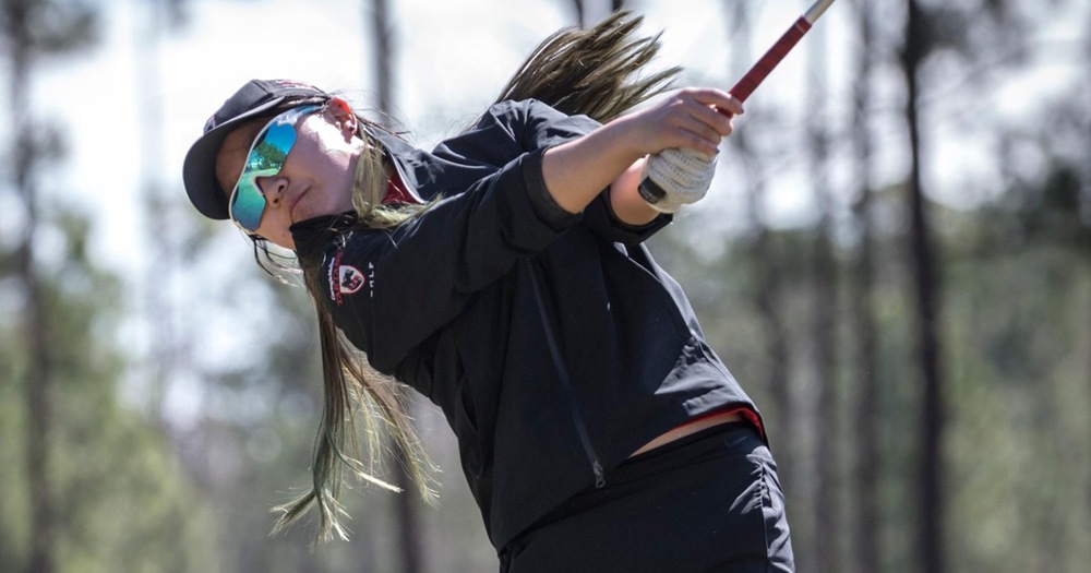 Cao competes in her first round of the season
