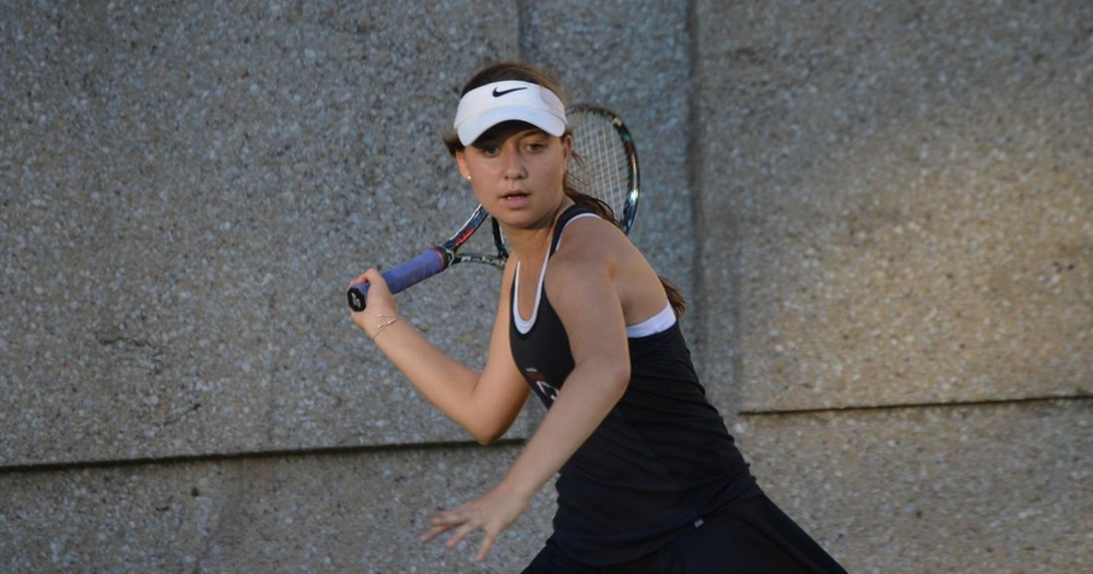 Vizelman Records 100th Win in #9 Tartans 8-1 Win
