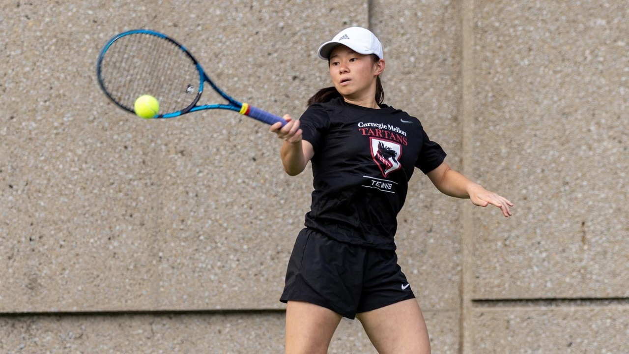 #15 Tartans Down Rochester at UAA Championship