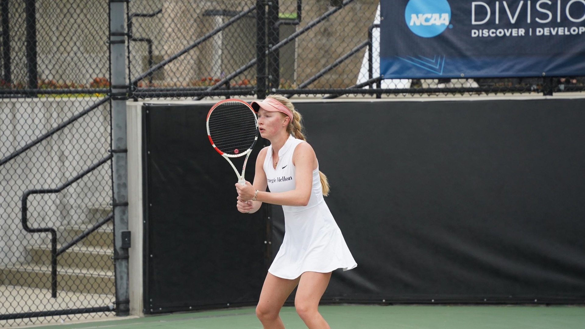 Zinchenko Ends Season in NCAA Singles Bracket