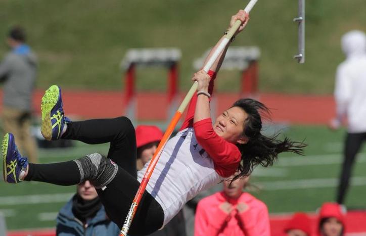 Yee Sets School Record in Pole Vault