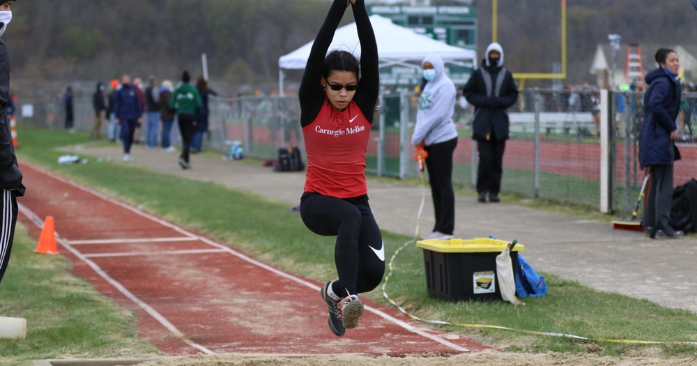 Leung Records Two Personal-Best Marks at Penn State-Behrend Invitational